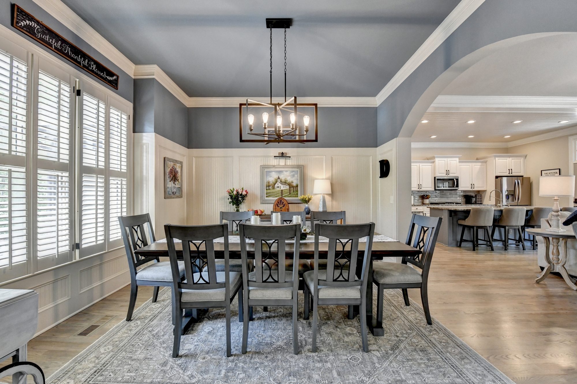 Clubhouse dining room with mountain views